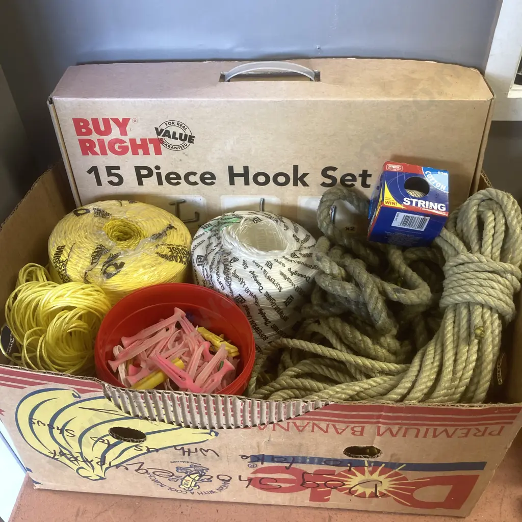 Box Lot Hook Set, Ropes, String, Pegs Image 1++