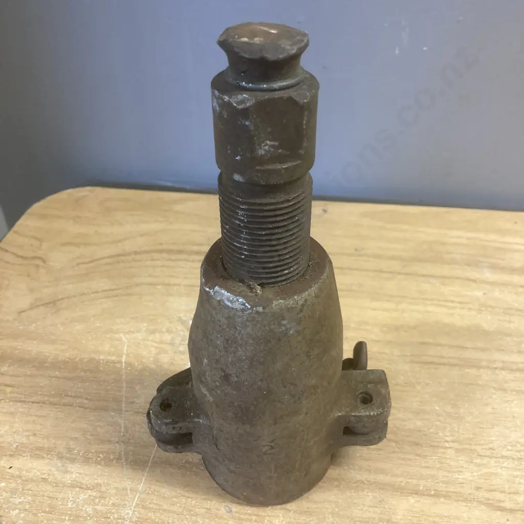 Vintage APKOWAY 276 / Sykes Pickavant- Ford Popular/Prefect Rear Hub Puller Image 1++