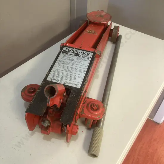 Masada Floor Jack - 1 1/2 (US) Ton