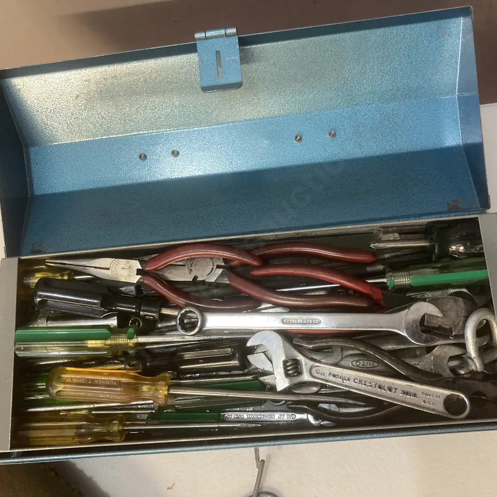 Vintage English Steel Toolbox & Tools Image 1++