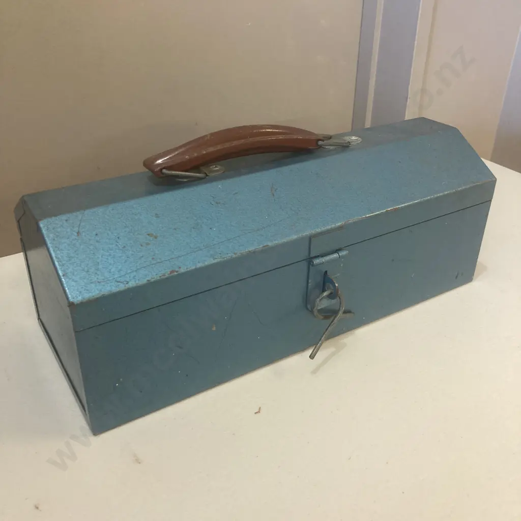 Vintage English Steel Toolbox & Tools Image 1++