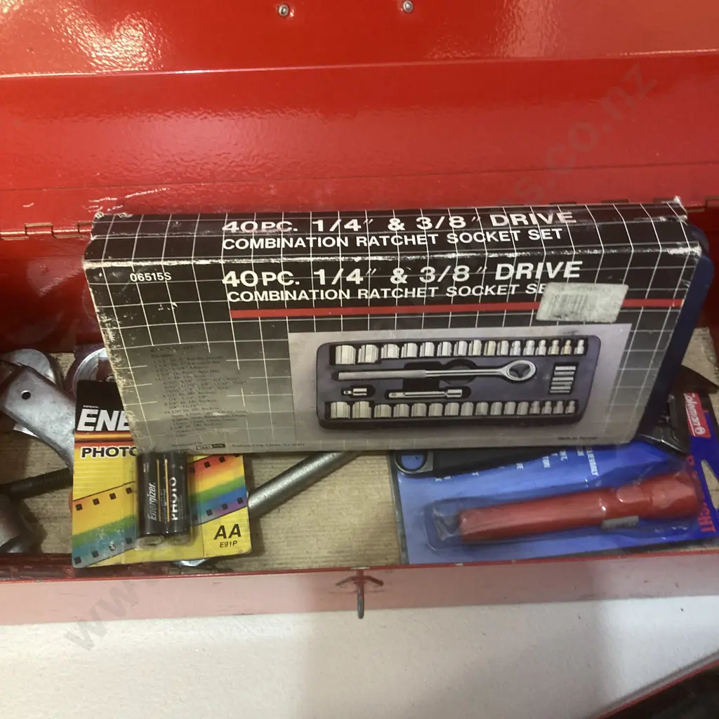Red Steel Toolbox & Tools Image 1++