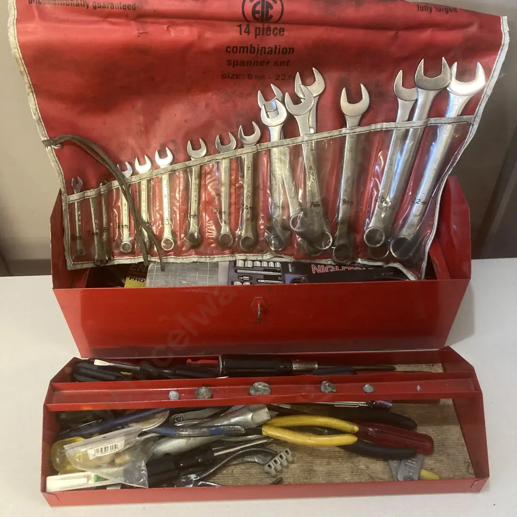 Red Steel Toolbox & Tools Image 1++
