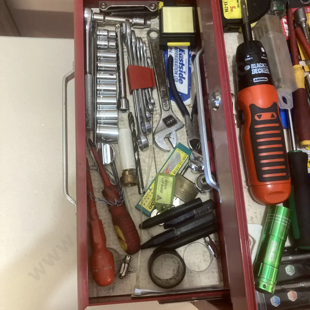 Red Steel Toolbox & Tools Image 1++
