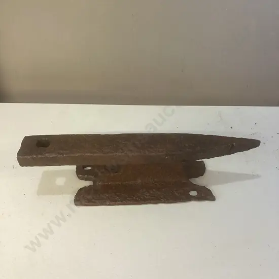 Old Anvil Ex Waihi, H10 W38.5 D10cm
