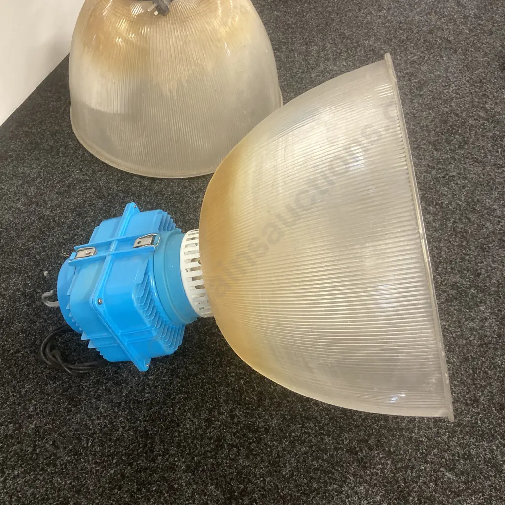 Lot of 3 Industrial Lights With Bulbs. 400W Metal Halide Image 1++