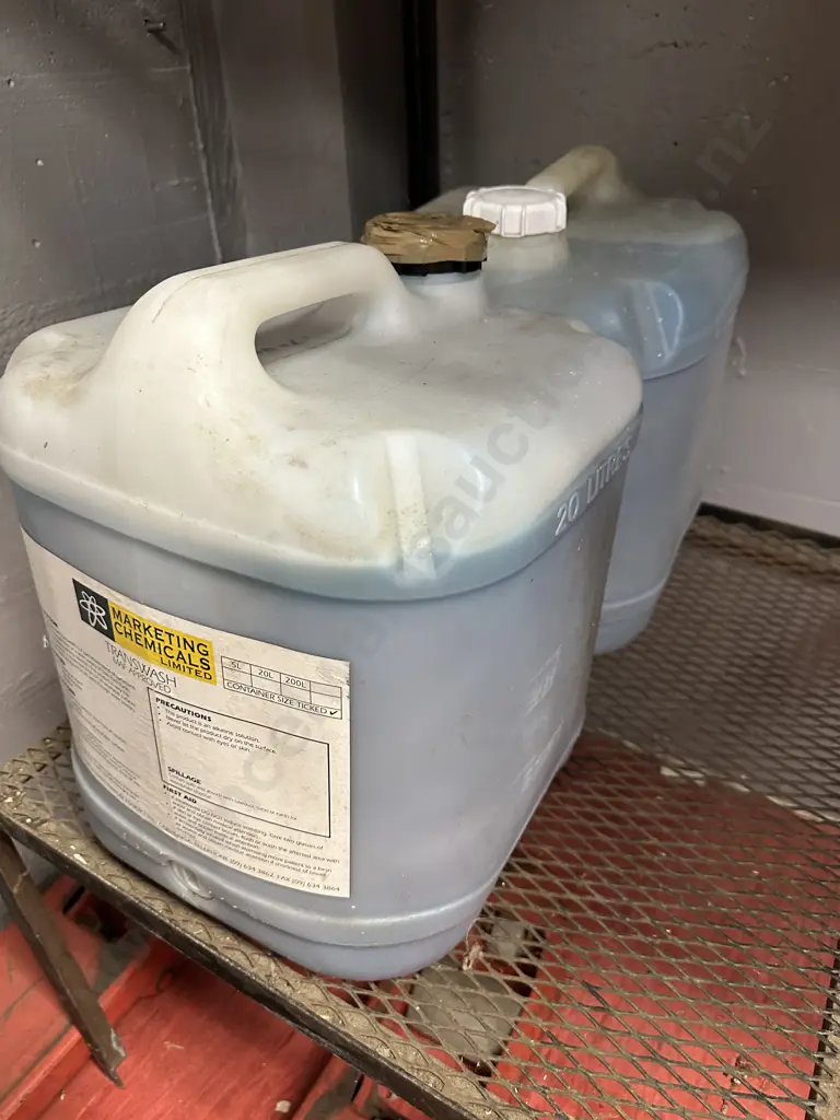 2 x Containers of Trans Wash Image 1++