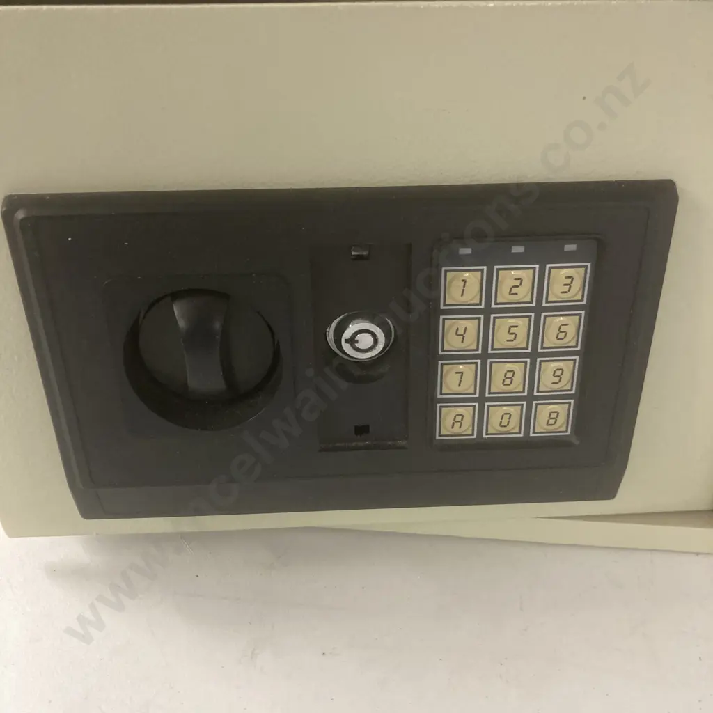 Dual Locking Electronic Safe H25 W35 D25cm (No Key) Image 1++