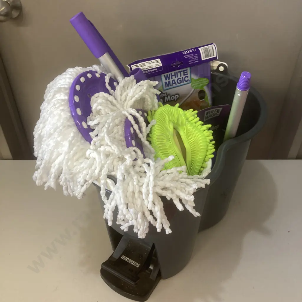 White Magic Spin Mop Image 1++