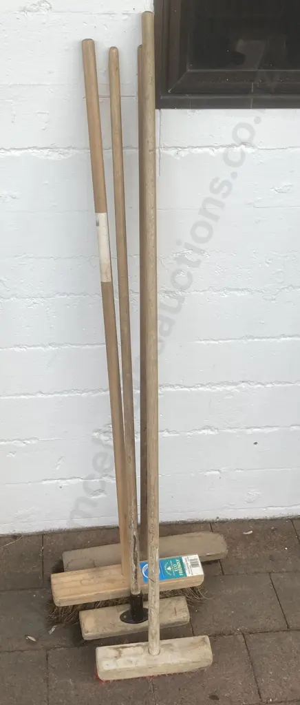 Lot of 4 Brooms With Wooden Handles Image 1++
