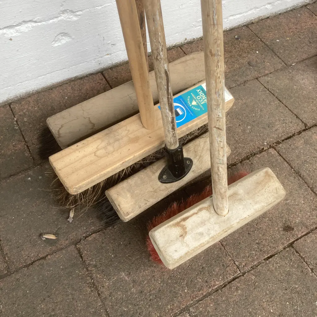 Lot of 4 Brooms With Wooden Handles Image 1++