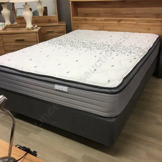 Sealy Correct Comfort Inspire Medium Queen Mattress & Base