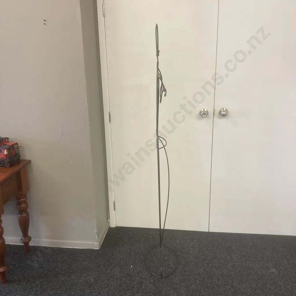 Black Steel Rod Female Mannequin, 167 x 43cm, 2 Pce Image 1++