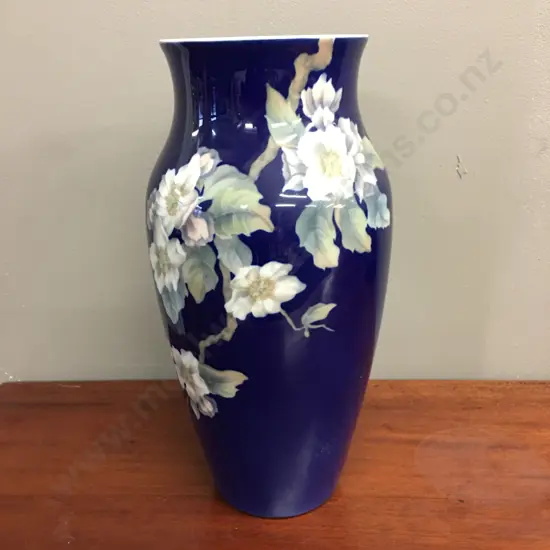 Large Royal Copenhagen Vase H32cm.