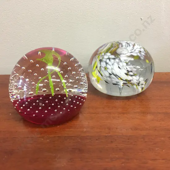  Caithness 'Polka' Glass Paperweight Made In Scotland H6.5cm,W8cm, With Glass Paperweight Yellow & White