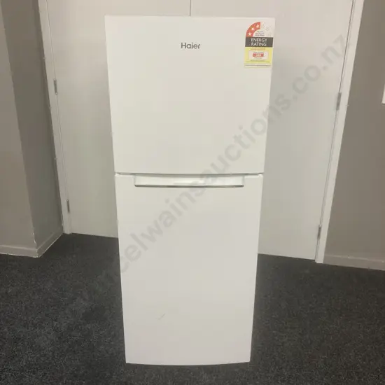 Haier 200L Top Mount Fridge Freezer, Model HRF220TW