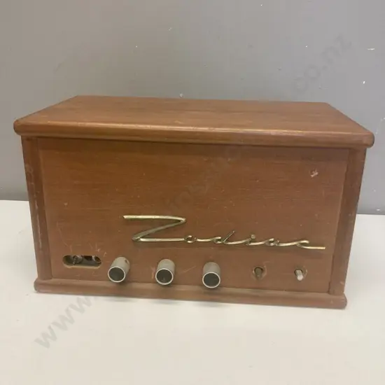 Vintage Zodiac Valve Radio  (As Found Condition)