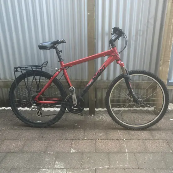 Red Giant Boulder Disc Mountain Bike