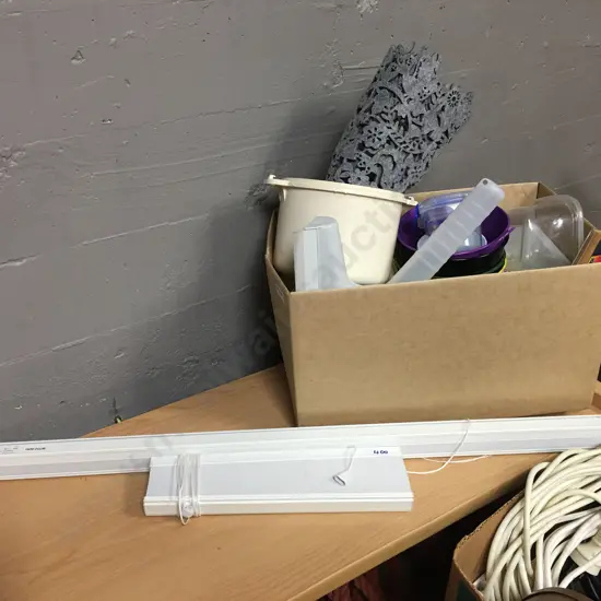 Box Plasticware, Pair of Blinds - Elegance Honeycomb Single Cell 850 x 1970 & 770 x 305, Etx