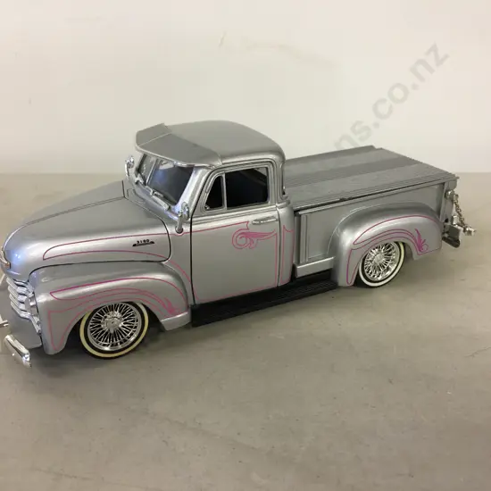 Jada Street Low 1953 Chevy 3100 Pickup 1:24