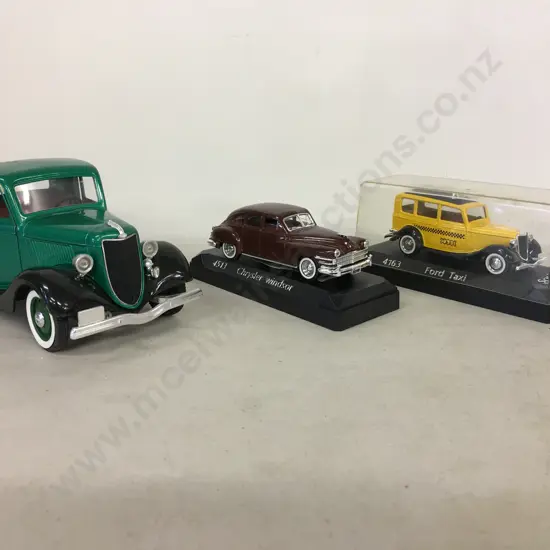 Solido1936 Ford V-8 Pick Up Truck 1:19 Green Livery & 1/43 Chrysler Windsor 1946 No 4513 & L'age d'Or Ford Taxi No. 4163