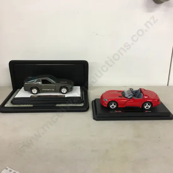 Burago Models - Porsche 924 Turbo Model With Case & Dodge Viper RT/10 1992