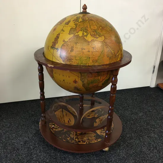 Antique Globe Bar Cabinet , Drinks Storage Mid-century Trolley Cart