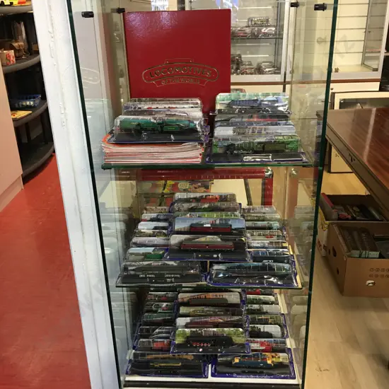 Locomotives Of The World Collection, Precision 'N' Size Models With Magazines No's 1 to 49 (Issue 31 Missing)