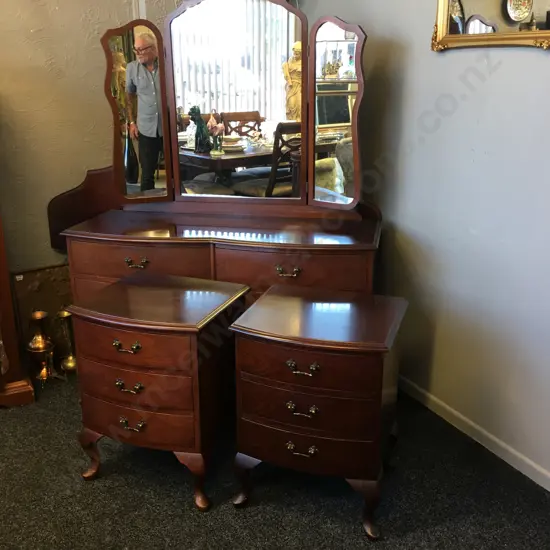 Queen Anne Solid Mahogany Bedroom Suite,6 Drawer, Tri Mirror Dressing Table, 2 x 3 Drawer Bedsides & Headboard (155cm)