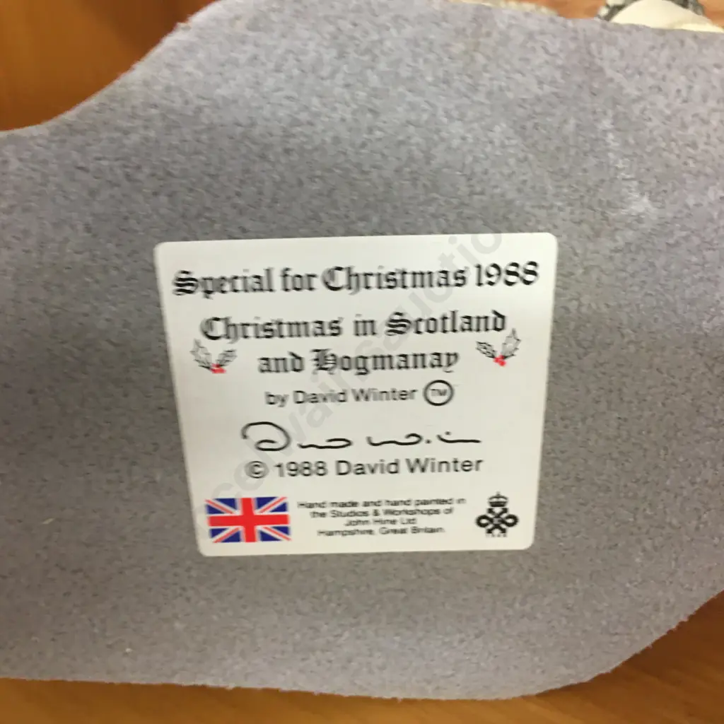 David Winter Collectable Special For Christmas 1988 Christmas In Scotland & Hogmanay Image 1++