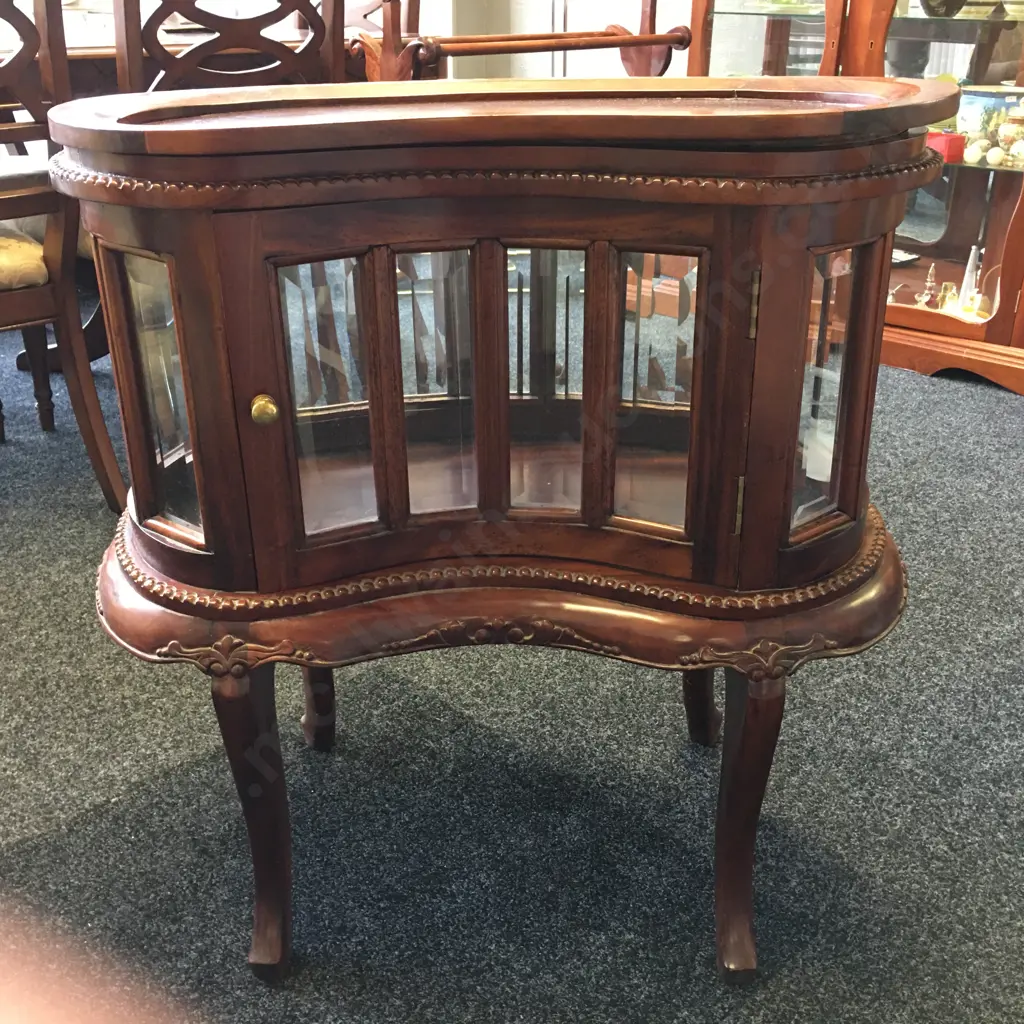Vintage Kidney Shaped Reproduction Cocktail Cabinet, Glass Panels, Single Door With Removable Tray To Top, 78 x 73cm Image 1++