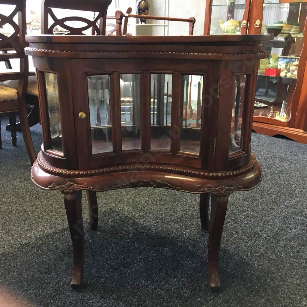 Vintage Kidney Shaped Reproduction Cocktail Cabinet, Glass Panels, Single Door With Removable Tray To Top, 78 x 73cm Image 1++