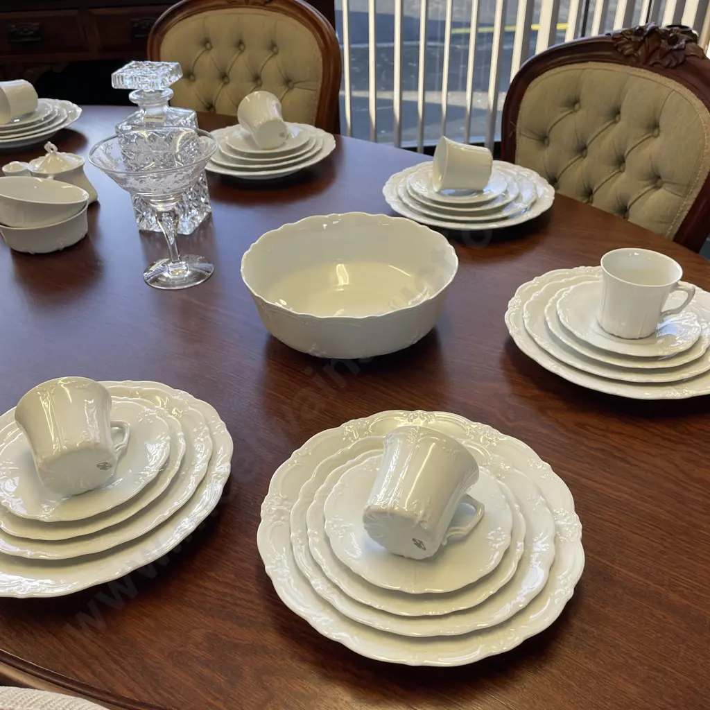 German Tirschenreuth "Aronesse" Dinner and Teaware Image 1++