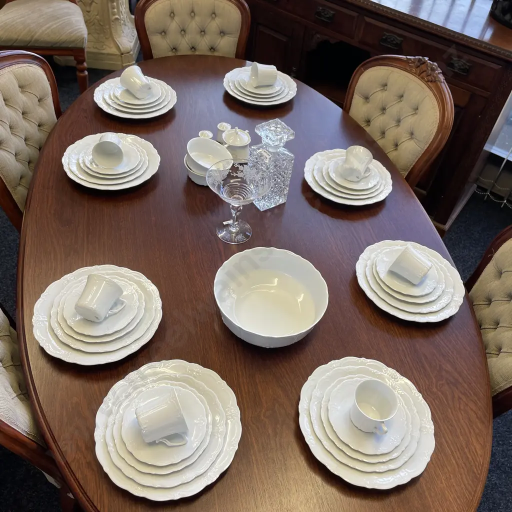 German Tirschenreuth "Aronesse" Dinner and Teaware Image 1++