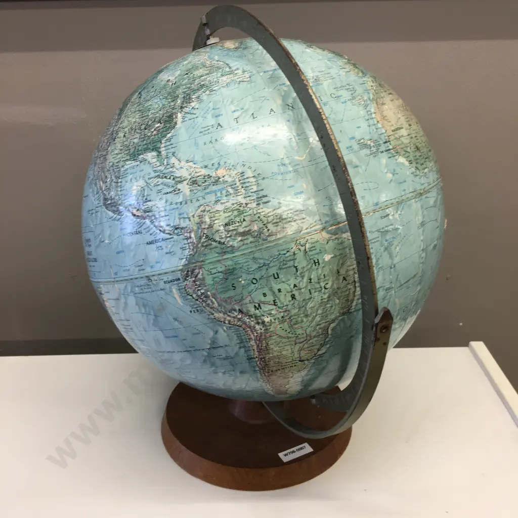 Vintage 1960s Reader's Digest Great World 12" Globe, Replogle Globes USA Wooden Base, Raised Relief Image 1++