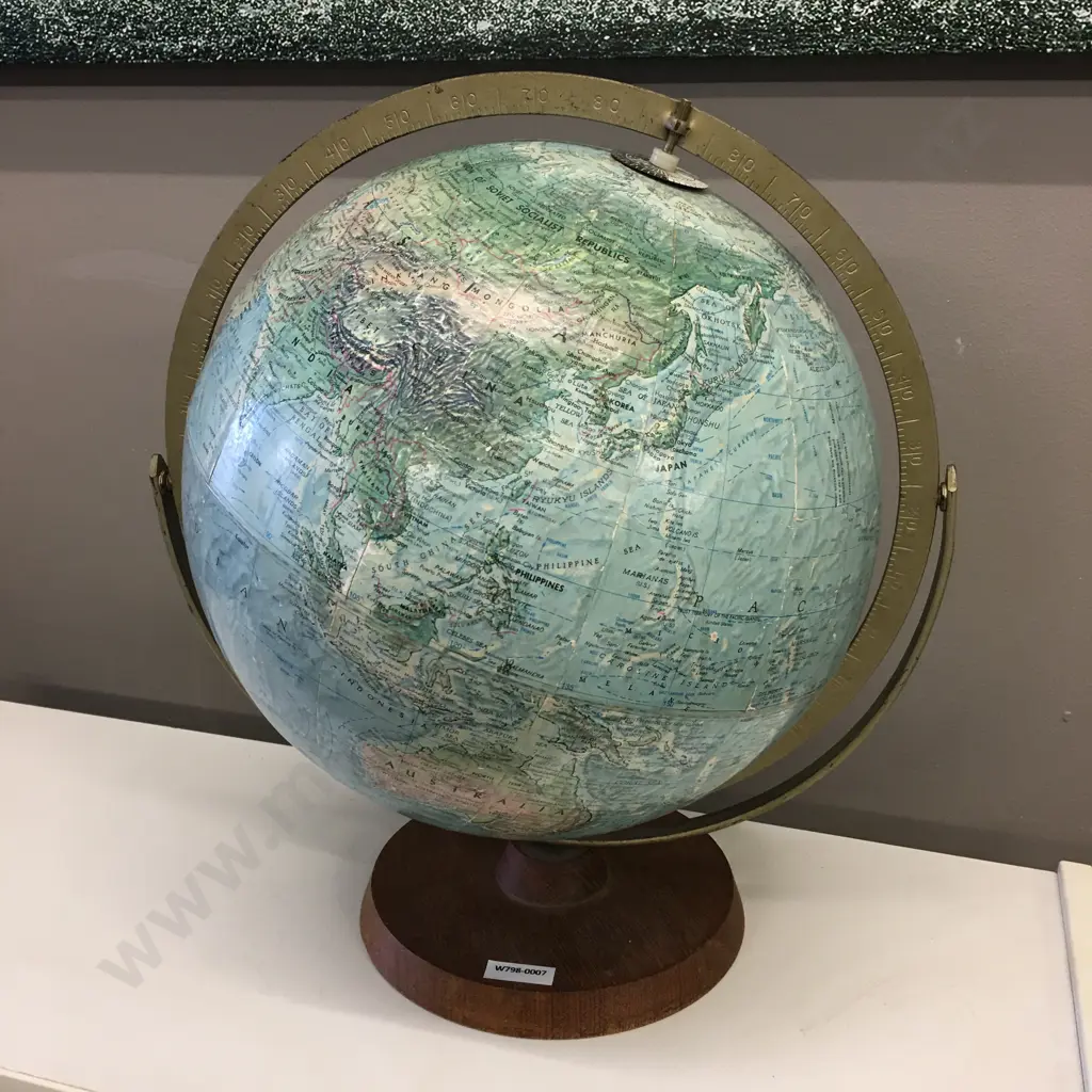 Vintage 1960s Reader's Digest Great World 12" Globe, Replogle Globes USA Wooden Base, Raised Relief Image 1++