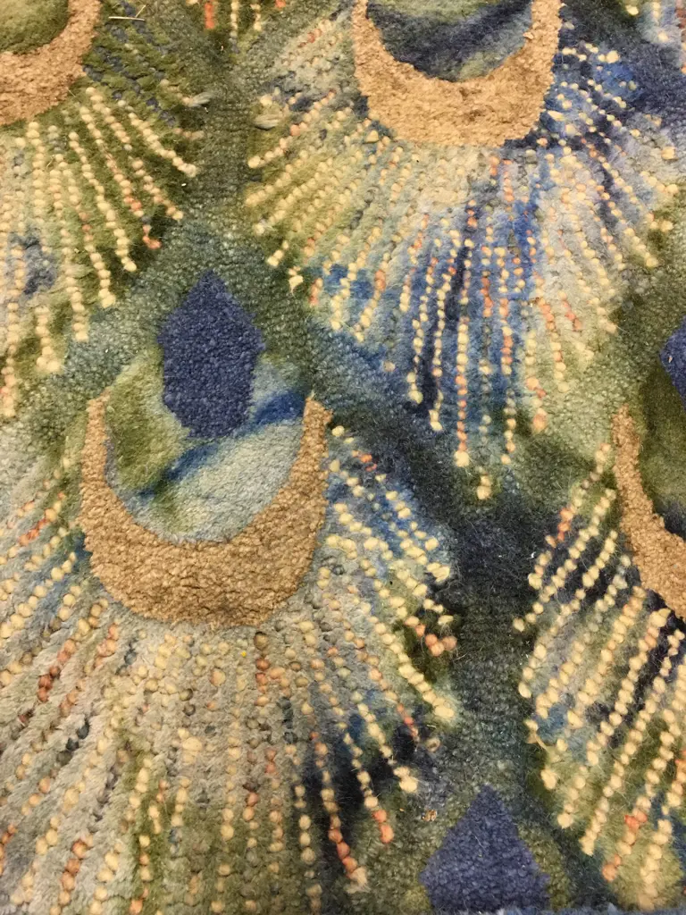 Mulberi 100% Wool Floor Rug, 200 x 300cm, Peacock Design, Colour Vibrant Image 1++