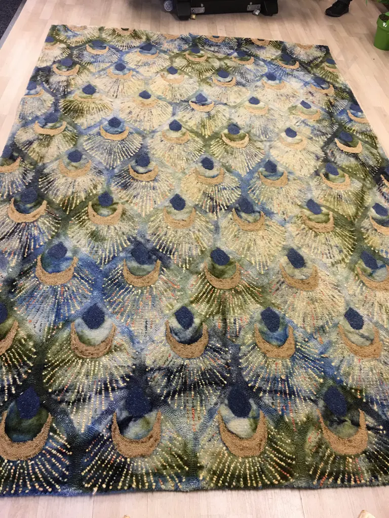 Mulberi 100% Wool Floor Rug, 200 x 300cm, Peacock Design, Colour Vibrant Image 1++