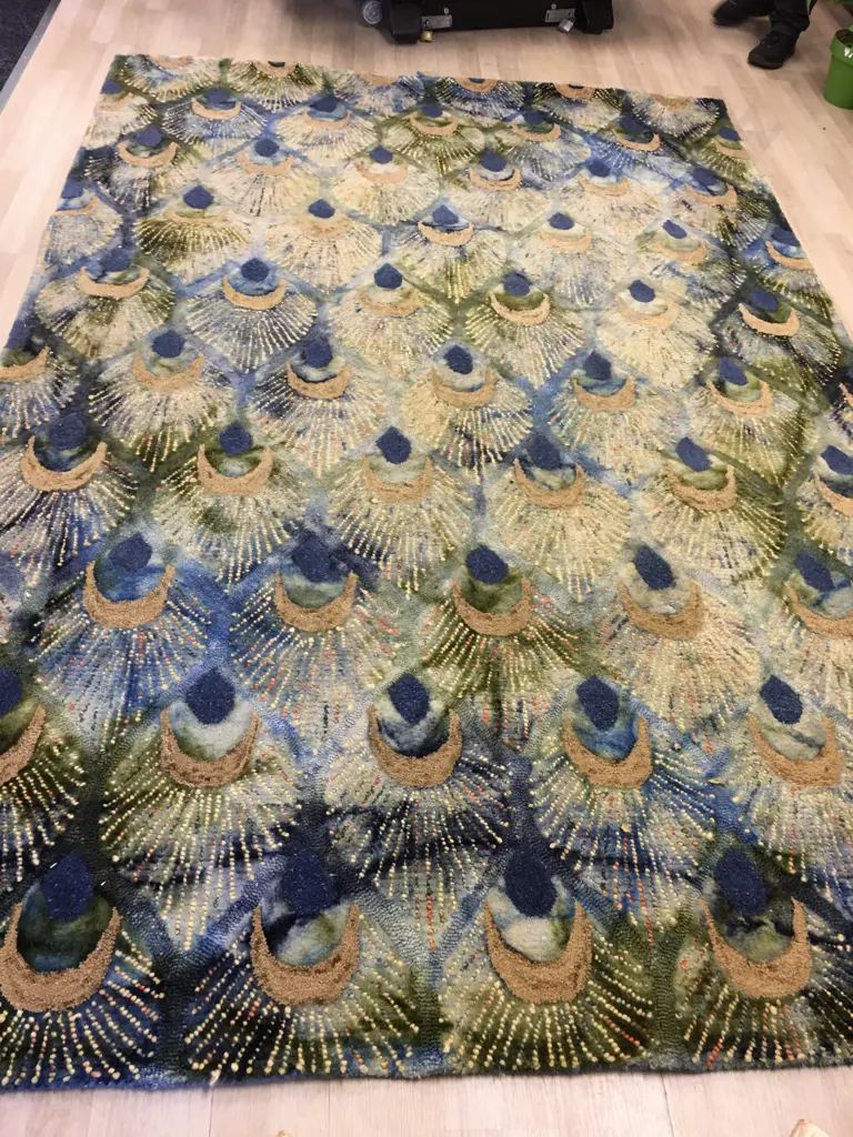 Mulberi 100% Wool Floor Rug, 200 x 300cm, Peacock Design, Colour Vibrant Image 1++