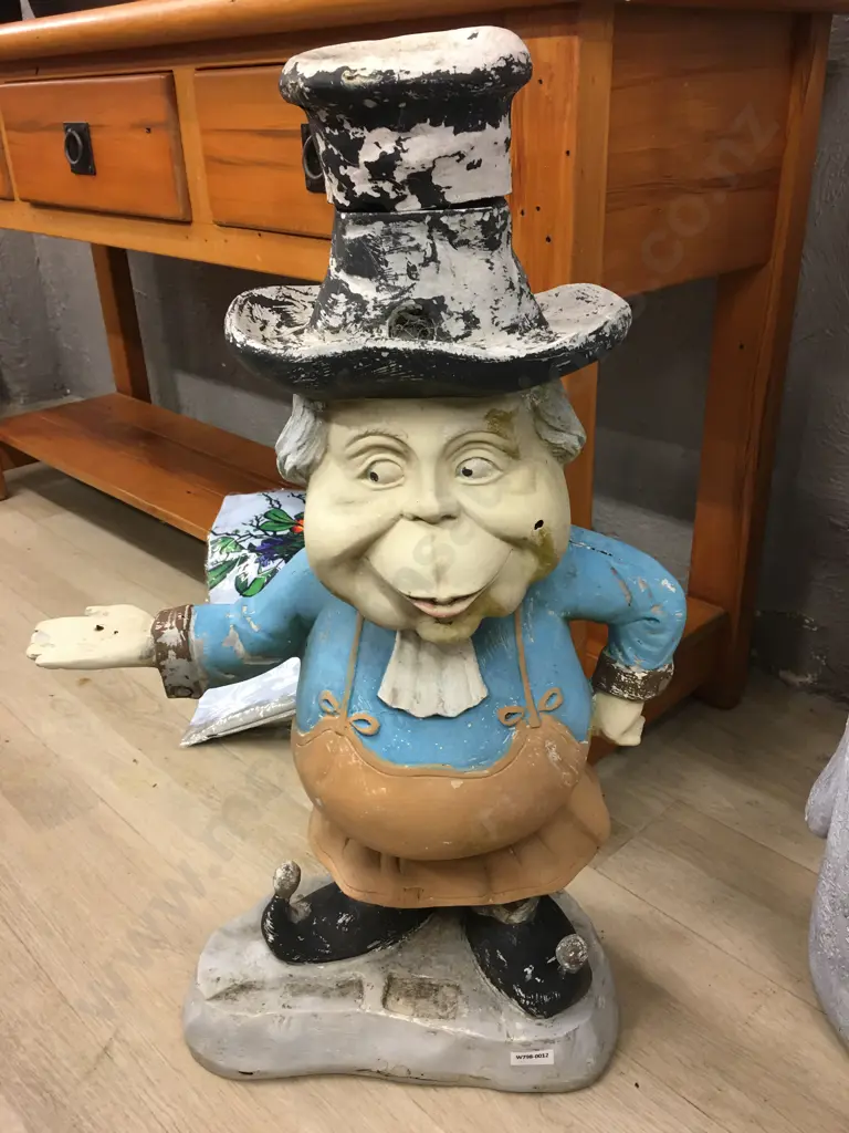 Genuine 24" LAAF Gnome With Tophat In Vintage Condition Image 1++