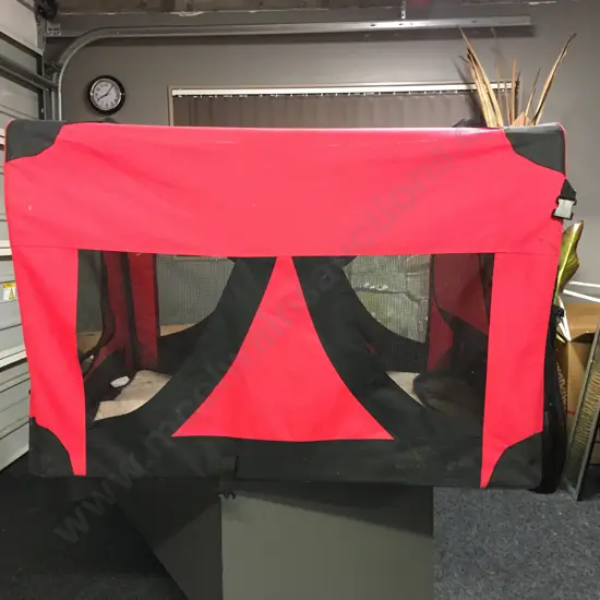 Large Soft Cover Dig Crate With Sheepskin Blanket, H69 W102 D67cm