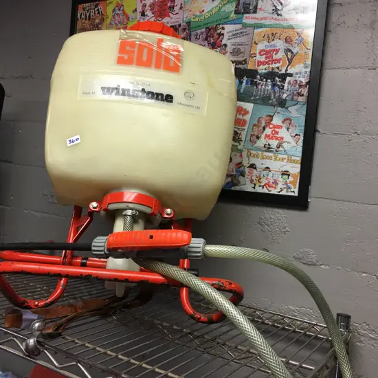 Vintage Solo Backpack Sprayer With Leather Shoulder Straps