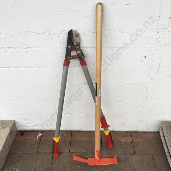 Wolf Garten Anvil Loppers & Atlas Trade Double Ended Light Grubber