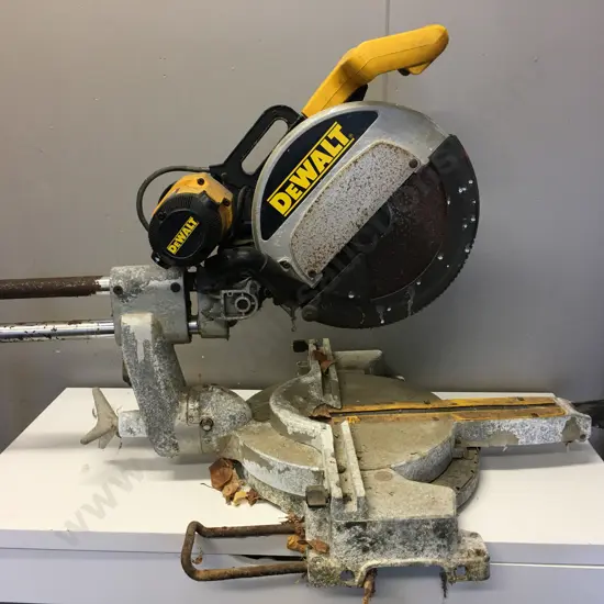 DeWalt DW708-XE 305mm Sliding Compound Mitre Saw, 1500W