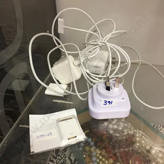 Apple Adapters, Pudney P4320 International Multi Plug, Etc