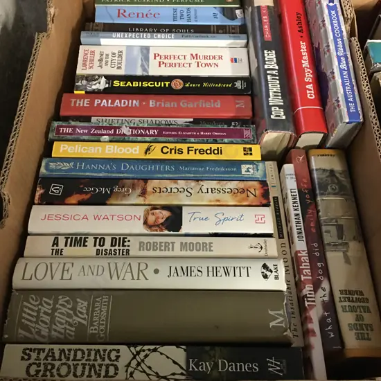 Box lot Books