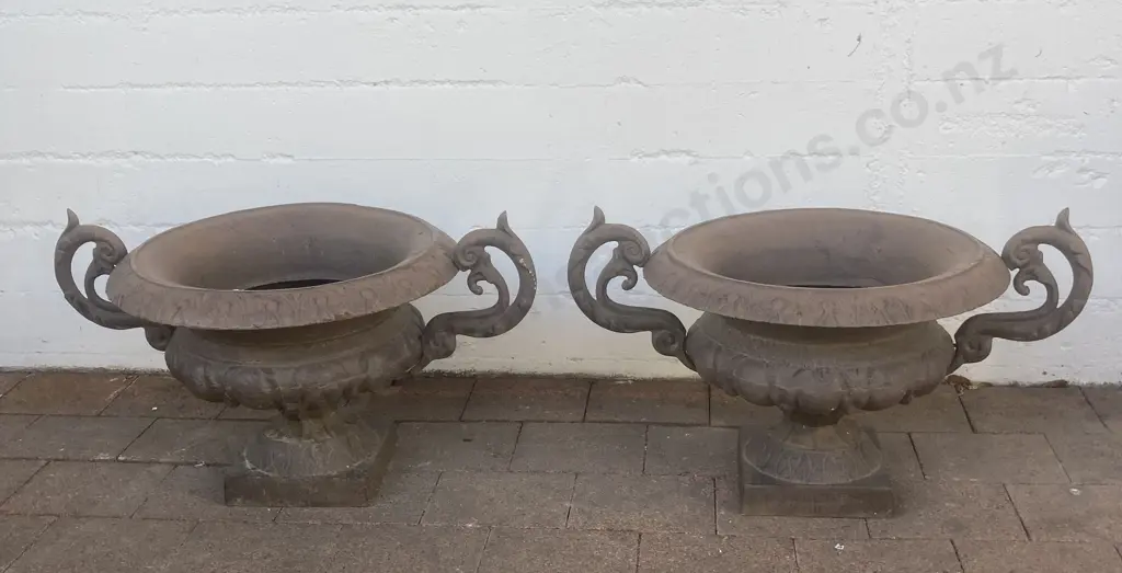 Pair of Cast Iron Round French Classical Style Double Handled Ornate Planters, Brown, 47 x 80cm, 41Kg Image 1++