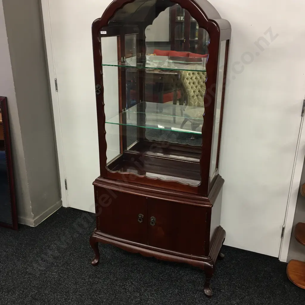 Dome Top Mahogany China Display Cabinet, Glass Shelves, Mirror Back, Cab Legs, 2 Doors In Base, H160 W77 D40cm Image 1++