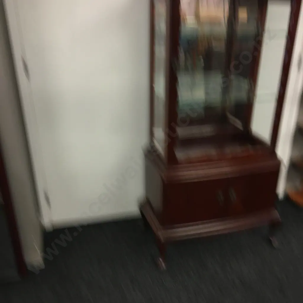 Dome Top Mahogany China Display Cabinet, Glass Shelves, Mirror Back, Cab Legs, 2 Doors In Base, H160 W77 D40cm Image 1++