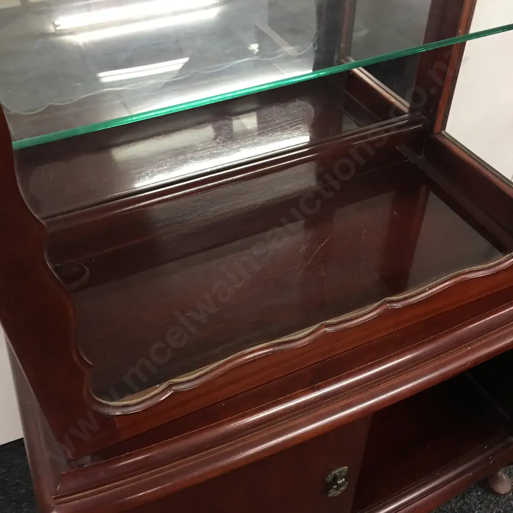 Dome Top Mahogany China Display Cabinet, Glass Shelves, Mirror Back, Cab Legs, 2 Doors In Base, H160 W77 D40cm Image 1++